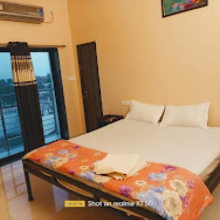 Hotel Hariram Tower Wardha ภายนอก รูปภาพ
