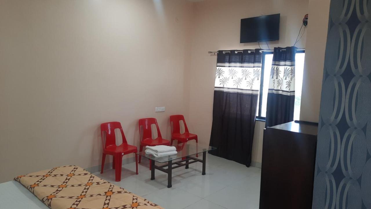 Hotel Hariram Tower Wardha ภายนอก รูปภาพ