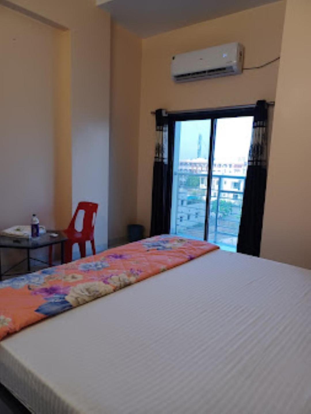 Hotel Hariram Tower Wardha ภายนอก รูปภาพ